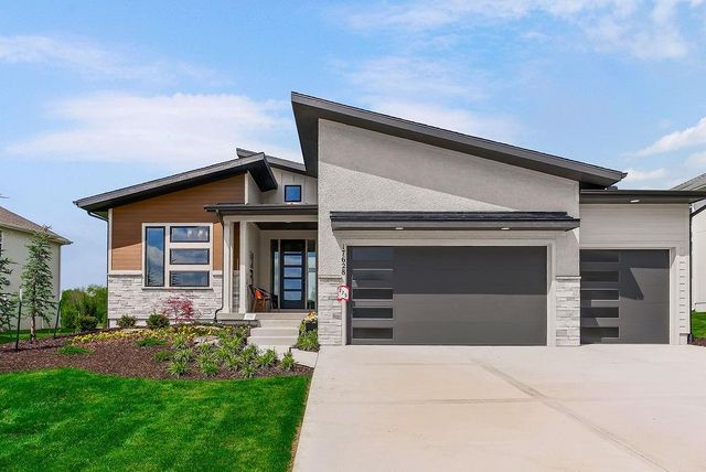17628 High Street, Overland Park, KS 66085