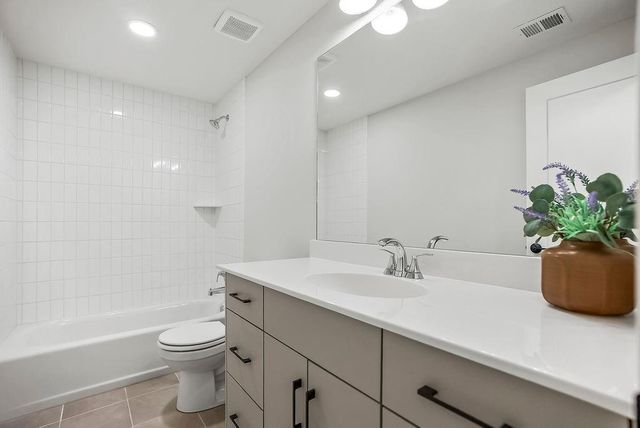 17628 High Street, Overland Park, KS 66085
