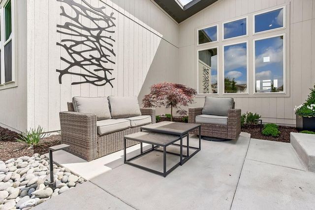 17628 High Street, Overland Park, KS 66085