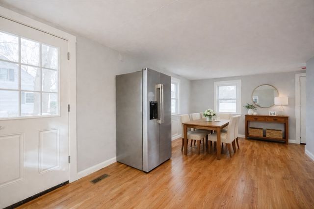 18 Huntington Ave, Plainville, MA 02762