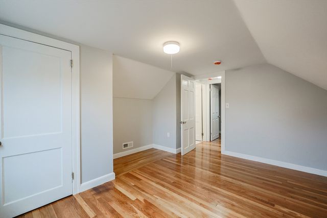 18 Huntington Ave, Plainville, MA 02762