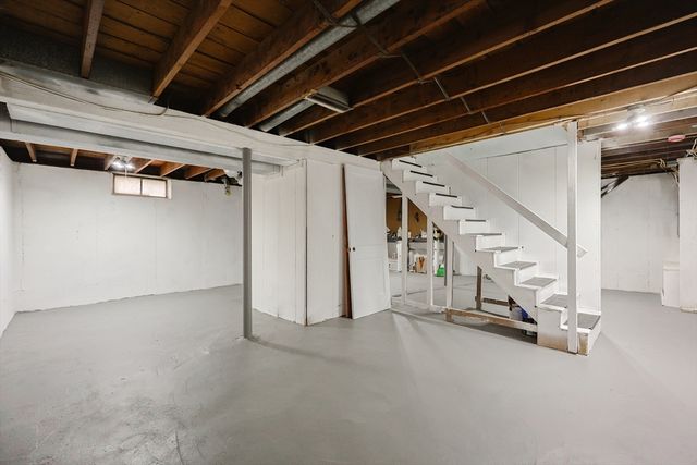 18 Huntington Ave, Plainville, MA 02762