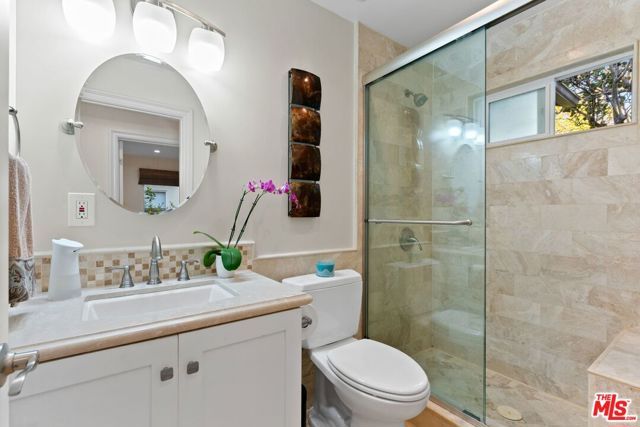 3251 Stewart Avenue, Los Angeles, CA 90066