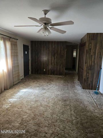 14 Willow Drive, Yerington, NV 89447