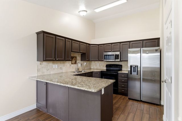 529 W 230 N, Layton, UT 84041