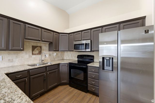 529 W 230 N, Layton, UT 84041