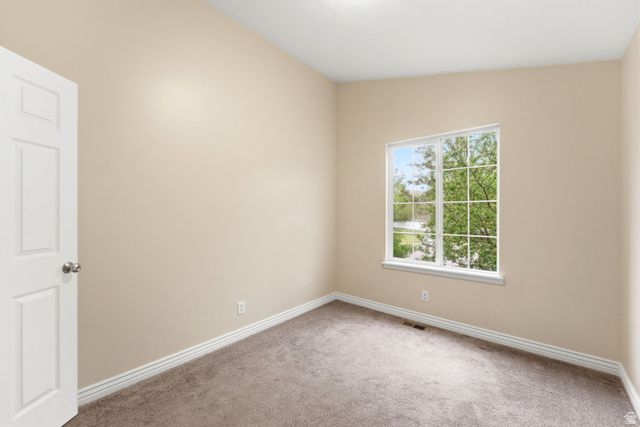 529 W 230 N, Layton, UT 84041