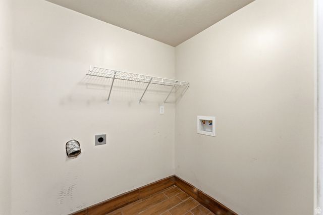 529 W 230 N, Layton, UT 84041