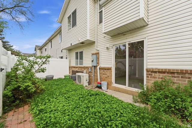 529 W 230 N, Layton, UT 84041