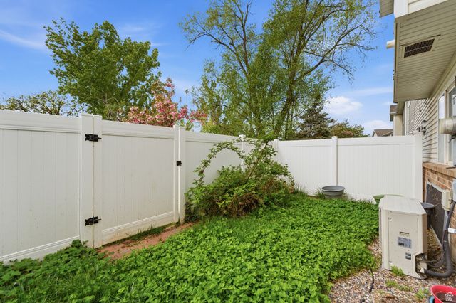 529 W 230 N, Layton, UT 84041
