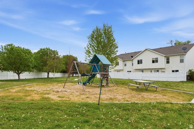 529 W 230 N, Layton, UT 84041