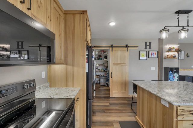 1724 BRIDGE PORT CIRCLE, De Pere, WI 54115