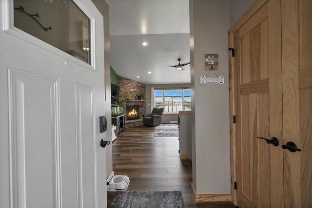 1724 BRIDGE PORT CIRCLE, De Pere, WI 54115
