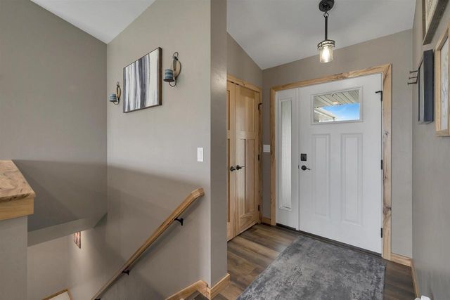 1724 BRIDGE PORT CIRCLE, De Pere, WI 54115