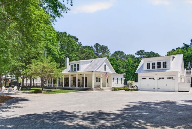 3425 Thunder Gulch Trail, Awendaw, SC 29429