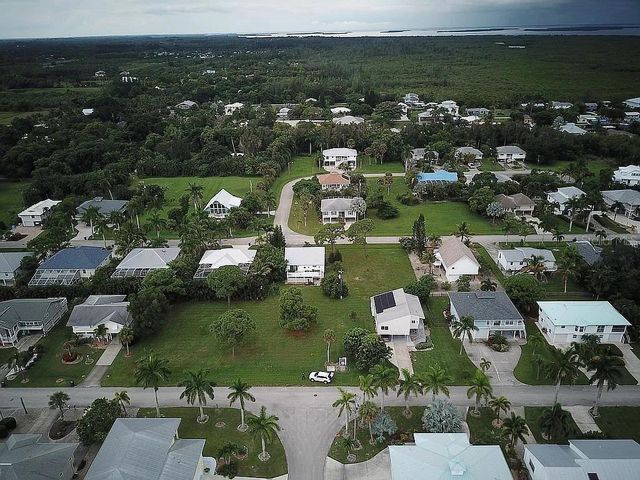 7883 BREAKWATER COURT, Bokeelia, FL 33922