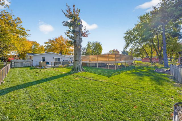 840 Sweetbriar Avenue, Whiteland, IN 46184