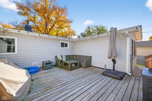 840 Sweetbriar Avenue, Whiteland, IN 46184