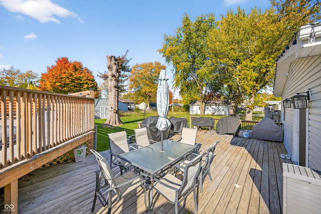 840 Sweetbriar Avenue, Whiteland, IN 46184