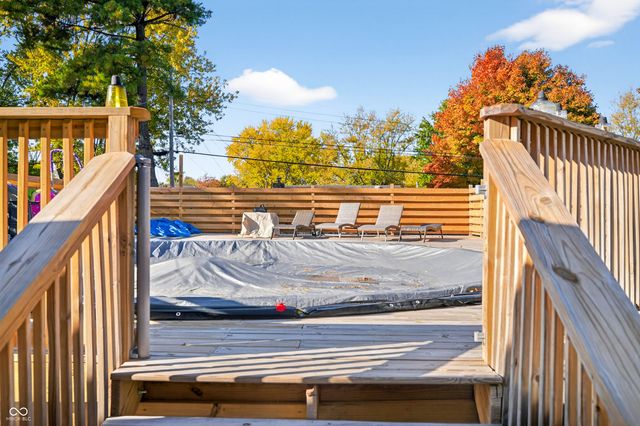 840 Sweetbriar Avenue, Whiteland, IN 46184