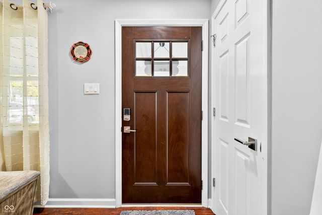 840 Sweetbriar Avenue, Whiteland, IN 46184