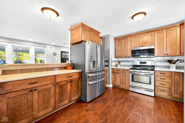 840 Sweetbriar Avenue, Whiteland, IN 46184