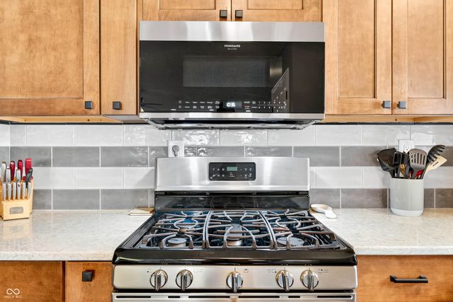 840 Sweetbriar Avenue, Whiteland, IN 46184