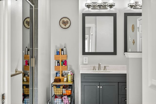 840 Sweetbriar Avenue, Whiteland, IN 46184