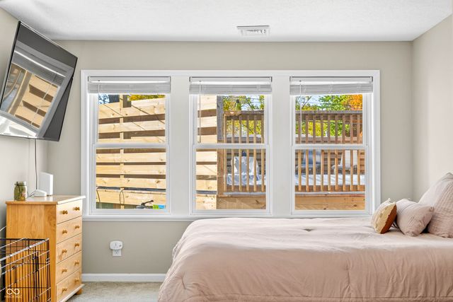 840 Sweetbriar Avenue, Whiteland, IN 46184