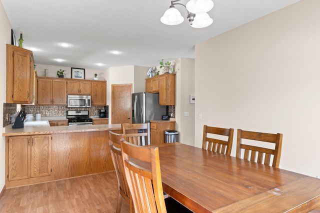 9508 204th Street W, Lakeville, MN 55044