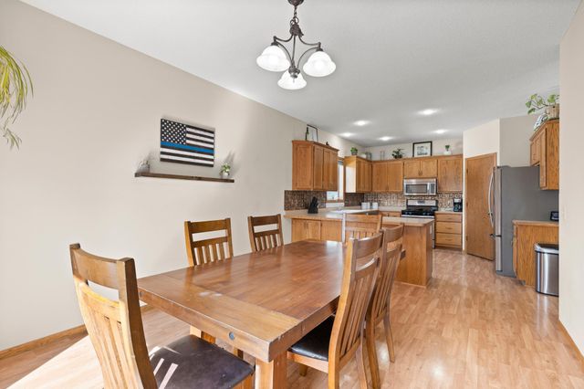 9508 204th Street W, Lakeville, MN 55044