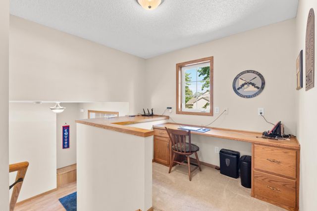 9508 204th Street W, Lakeville, MN 55044