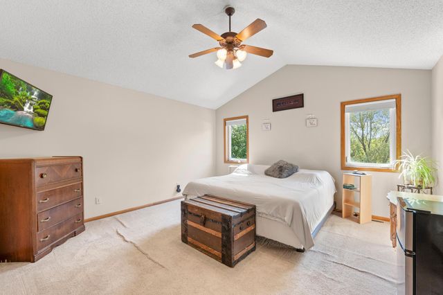9508 204th Street W, Lakeville, MN 55044