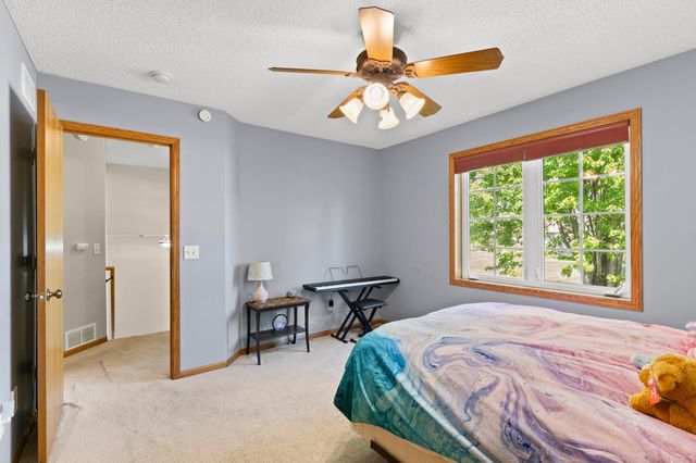 9508 204th Street W, Lakeville, MN 55044