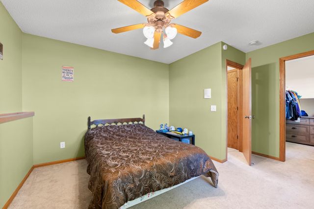 9508 204th Street W, Lakeville, MN 55044