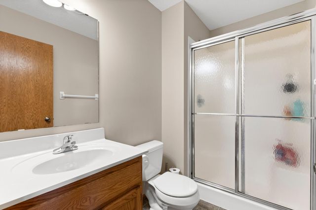 9508 204th Street W, Lakeville, MN 55044