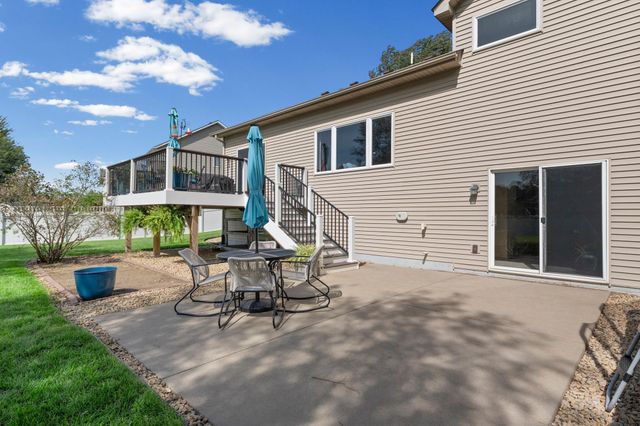 9508 204th Street W, Lakeville, MN 55044