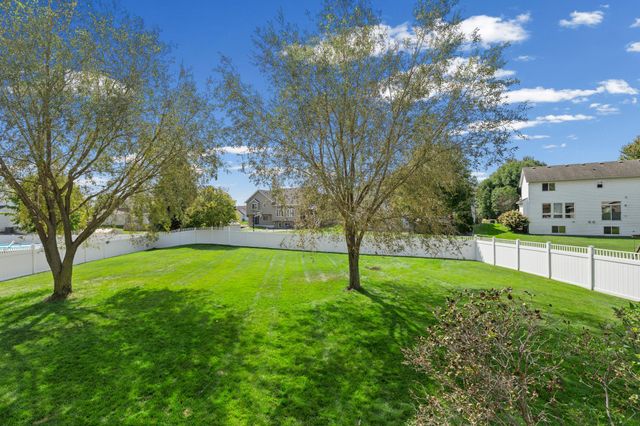 9508 204th Street W, Lakeville, MN 55044