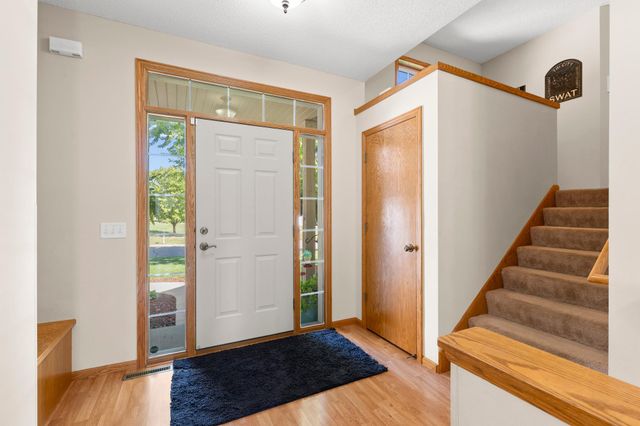 9508 204th Street W, Lakeville, MN 55044