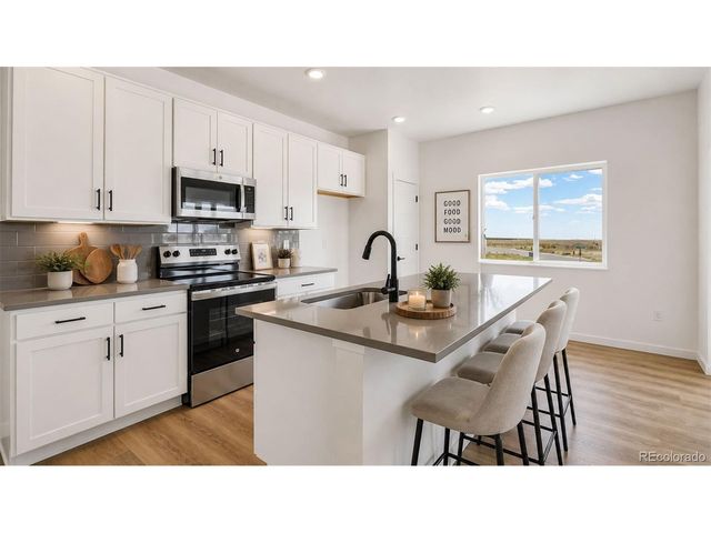 13505 Nederland Dr, Peyton, CO 80831