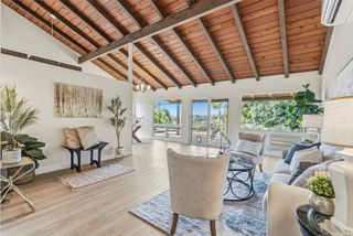 98-1646 Kiawe Street, Aiea, HI 96701