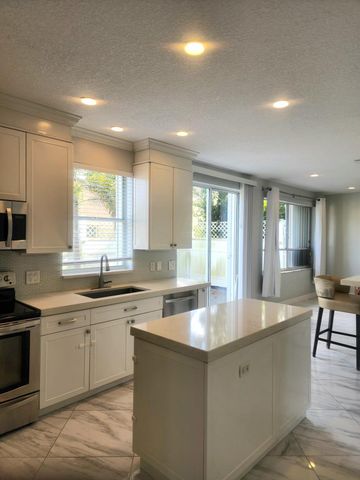 18860 La Costa Lane, Boca Raton, FL 33496