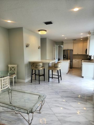 18860 La Costa Lane, Boca Raton, FL 33496