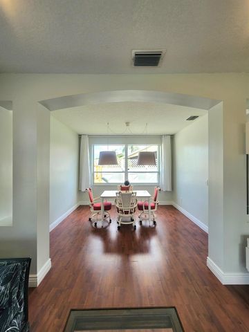 18860 La Costa Lane, Boca Raton, FL 33496