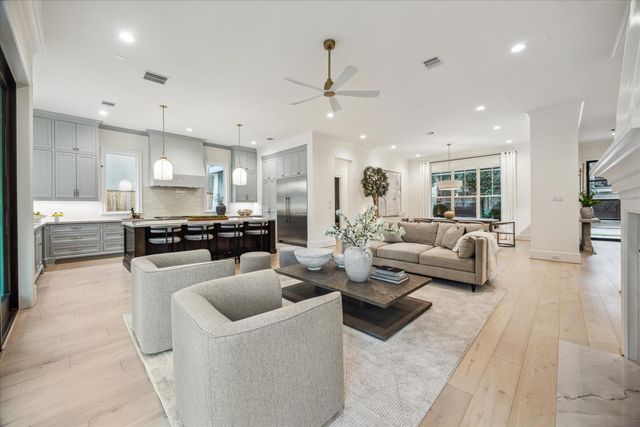 410 Merrill Street, Houston, TX 77009