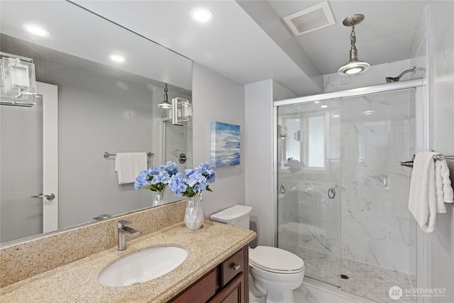 6006 105th Avenue NE, Kirkland, WA 98033