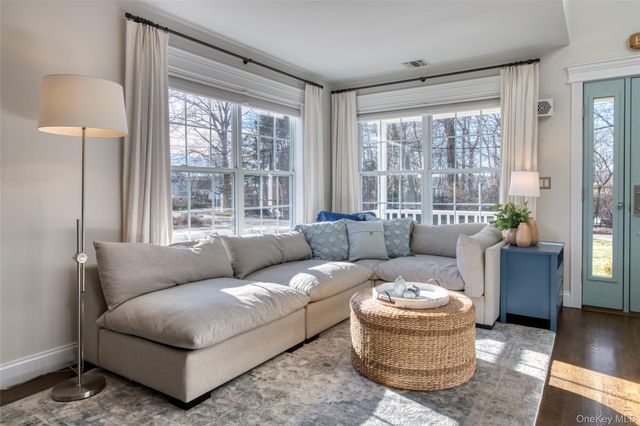 55 Brown Street, Greenport, NY 11944