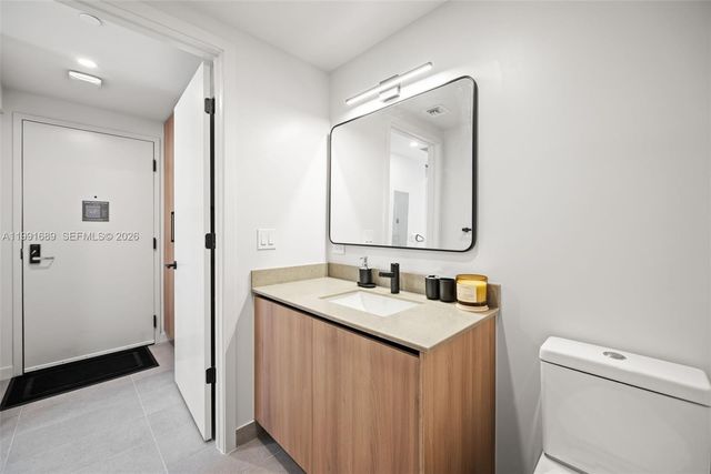 121 NE 5 ST 3507, Miami, FL 33132