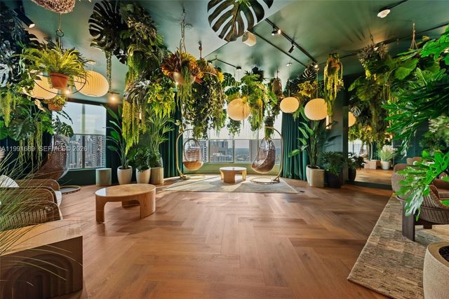 121 NE 5 ST 3507, Miami, FL 33132