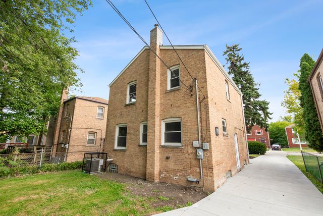 10908 S Green Street, Chicago, IL 60643